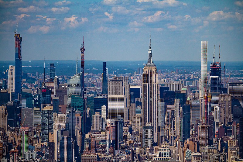 File:Midtown Manhattan 2019.jpg