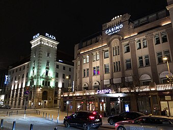 Le casino et le Radisson Blu Plaza Hotel.