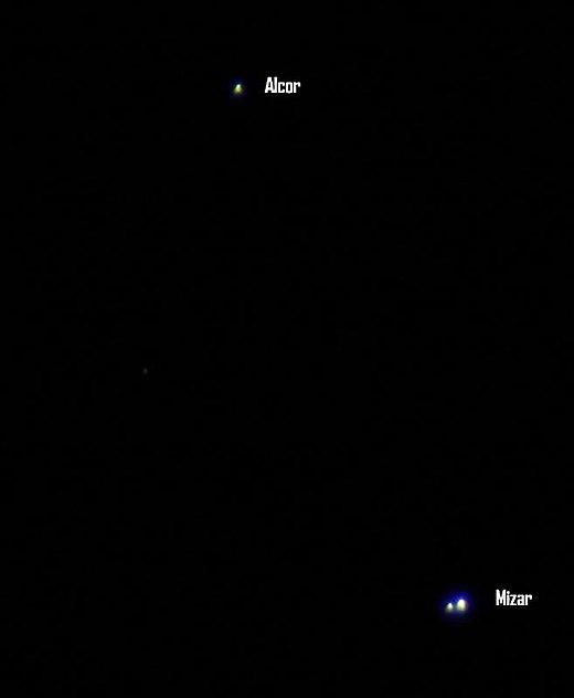 Mizar en Alcor (beeldveld ±10 boogminuten)