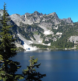 <span class="mw-page-title-main">Mount Roosevelt</span> Mountain in Washington (state), United States