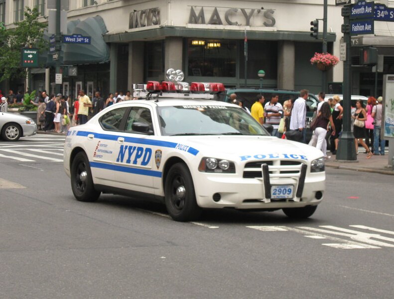 File:NYPD Dodge Charger Police Interceptor 2909.jpg
