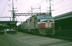 New Haven Railroad train at Bridgeport station, September 1962.jpg