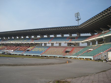 Tập_tin:Ninh_Bình_Stadium_in_2008.jpg