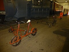 Pedaldrevet sykkeldresin på tre hjul i Norrbottens Järnvägsmuseum