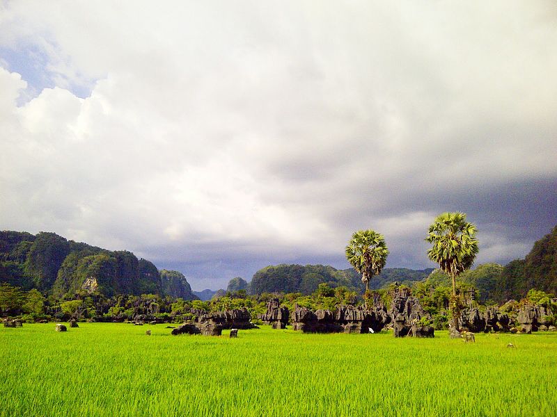 File:Obyek wisata Rammang-Rammang.jpg