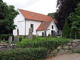 Perstorps kyrka i augusti 2005