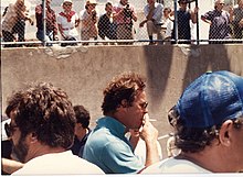 Peter Jennings (center, blue shirt) while in San Francisco in 1984