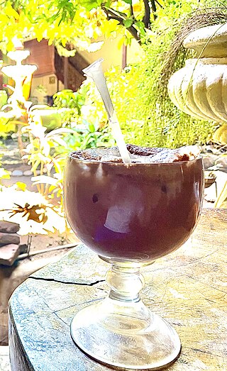 <span class="mw-page-title-main">Pinolillo</span> Nicaraguan corn and cacao beverage