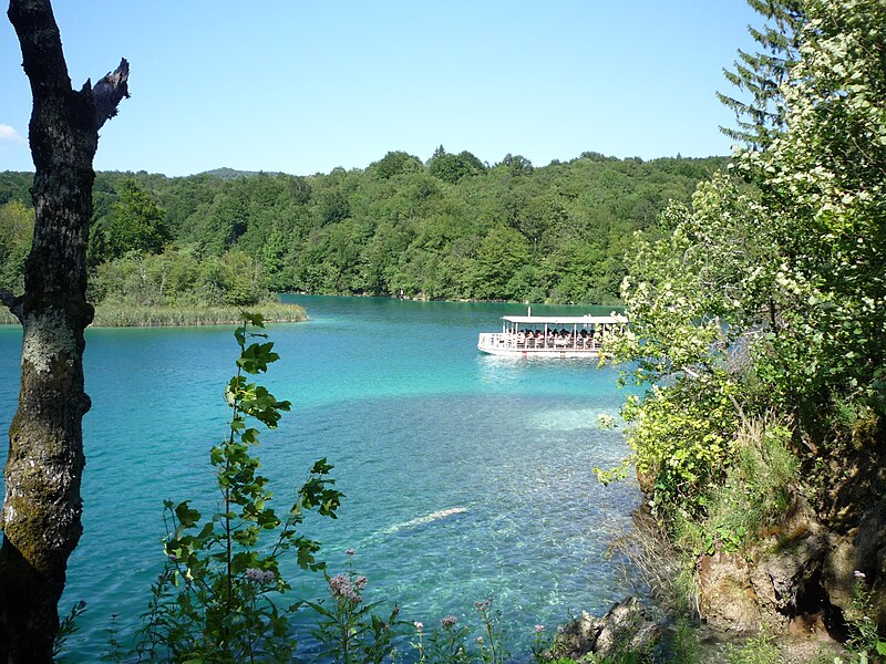 File:Plitvice 14 - panoramio.jpg