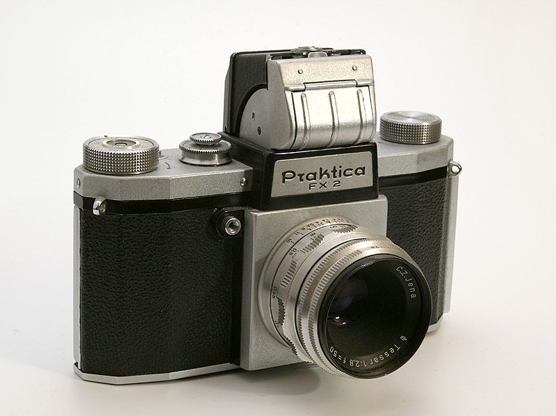 File:Praktica FX2.jpg