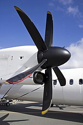 Noise-generating aircraft propeller Propeller of QantasLink (VH-QOP) Bombardier Dash 8 Q400 at the Canberra Airport open day.jpg
