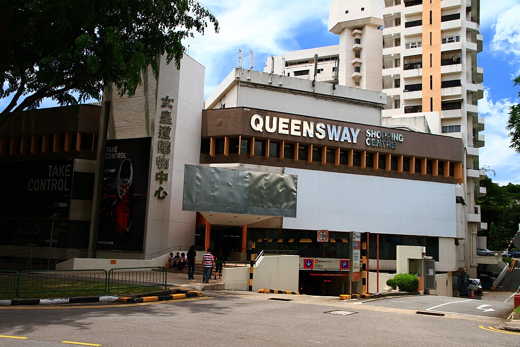 brooks queensway shopping centre