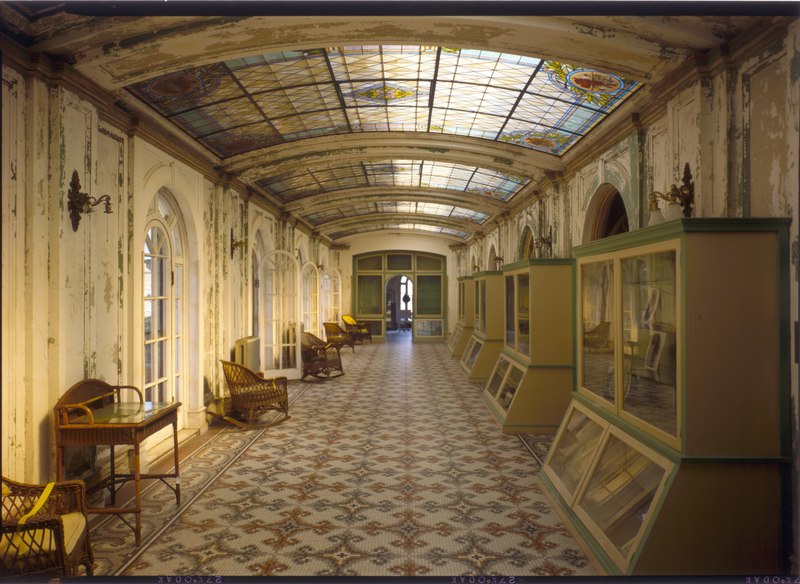 File:READING ROOM WITH STAINED GLASS CEILING, THIRD FLOOR FROM NORTH - Bathhouse Row, Fordyce Bathhouse, Central Avenue, Hot Springs, Garland County, AR HABS ARK,26-HOSP,1-D-36 (CT).tif