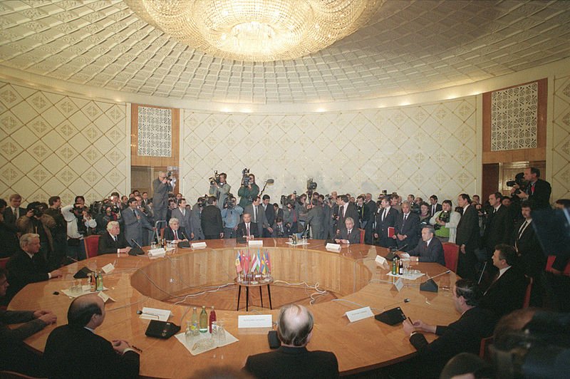 File:RIAN archive 140800 Signing of Protocol on Establishing Commonwealth of Independent States.jpg