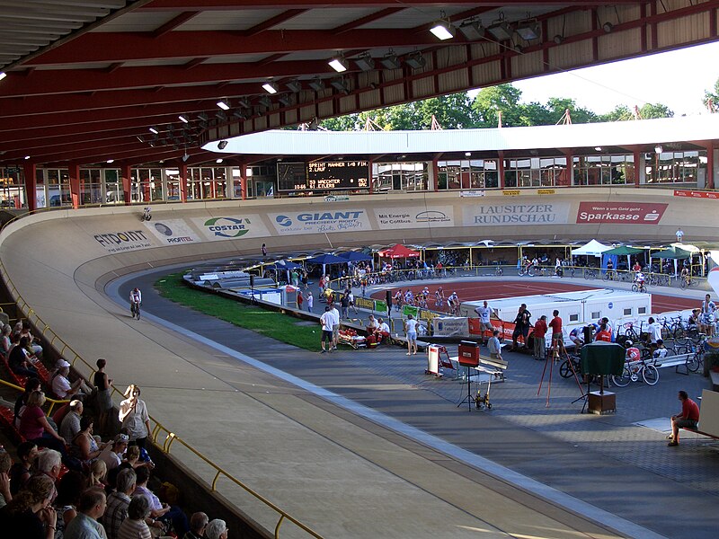 File:Radstadion Cottbus.jpg