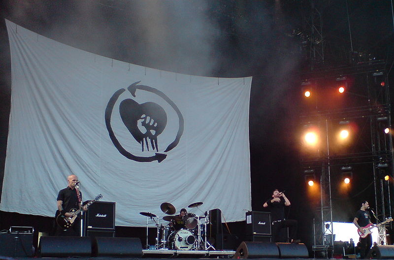 File:Rise Against at Wiley Open Air in Neu-Ulm.jpg