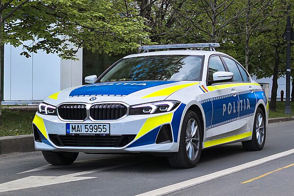 BMW 3 Series vehicle in Romanian Police service