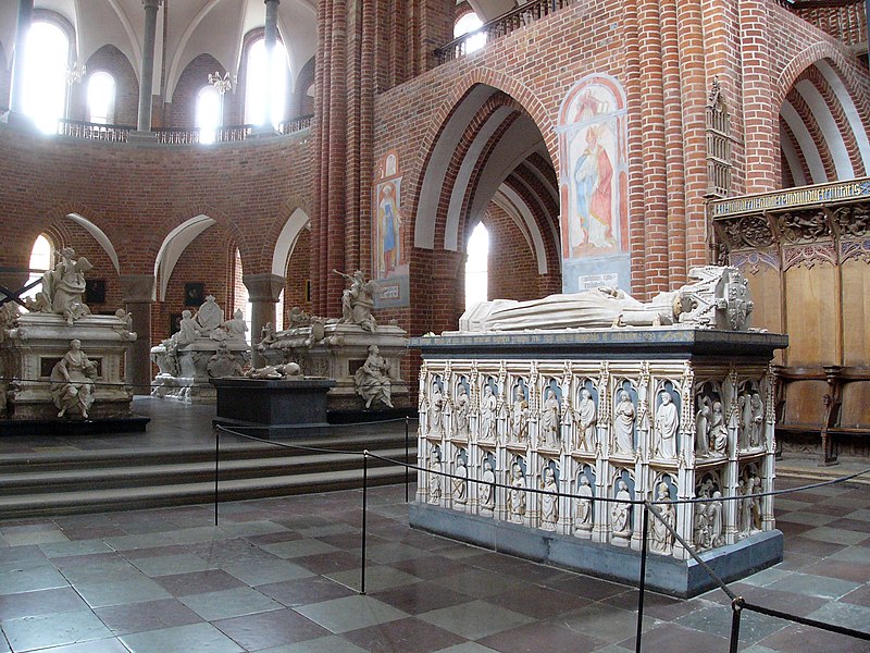 File:Roskilde Dom07.jpg