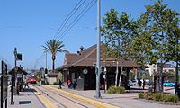 Einfahrt eines San Diego Trolley in das Old Town Transportation Center