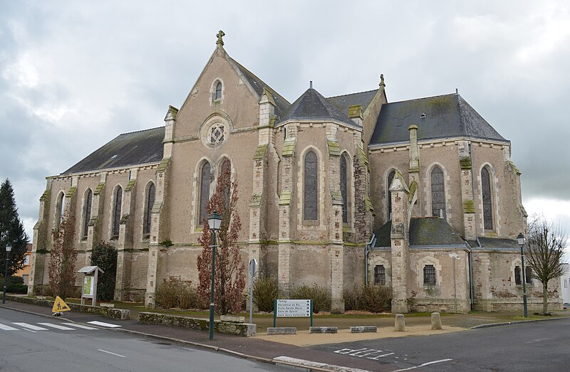 File:Saint-Étienne-de-Mer-Morte - Eglise.jpg