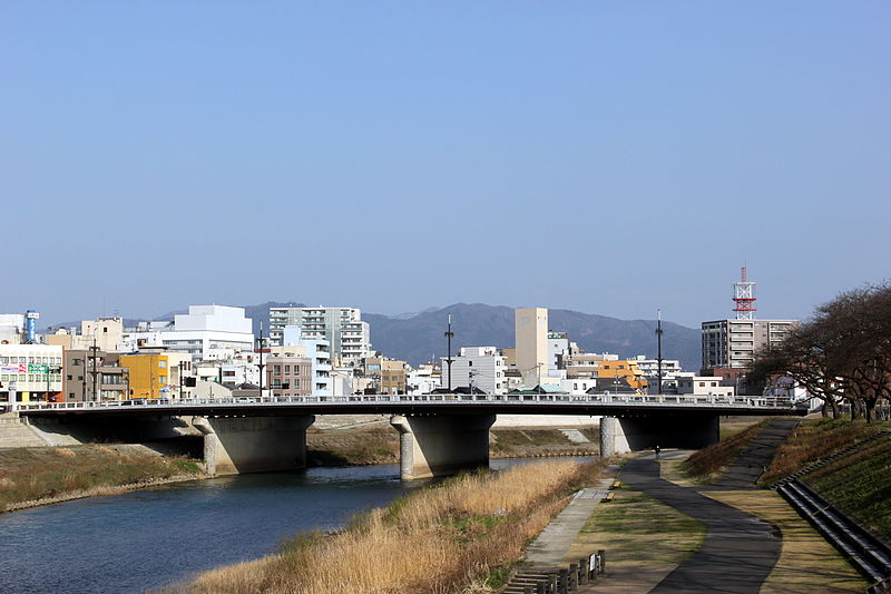 File:Saiwai bridge.jpg