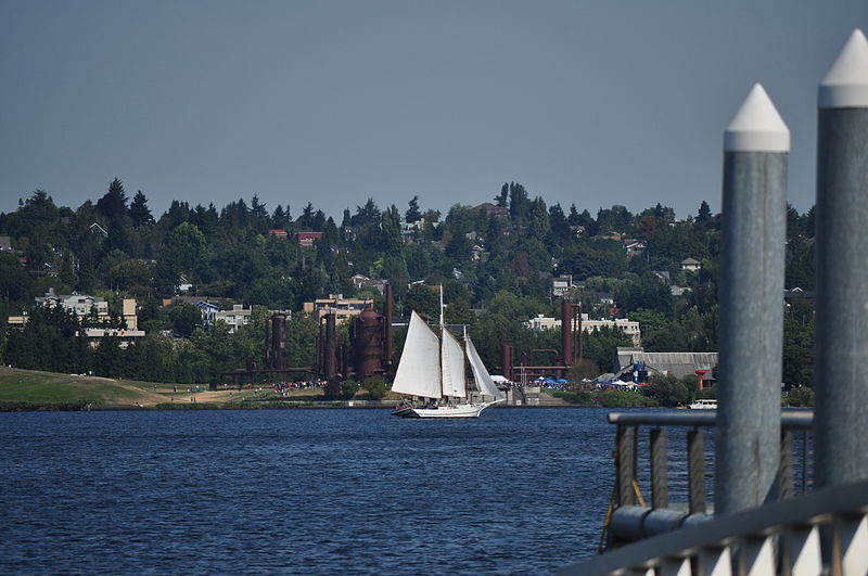 File:Schooner Lavengro 03.jpg