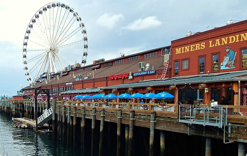 File:Seattle Pier 57.jpg