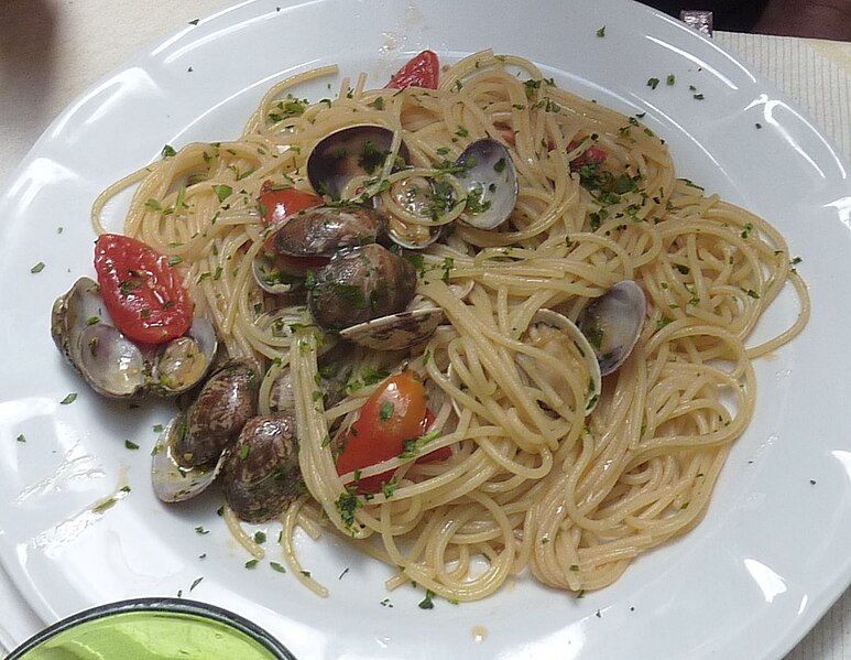 File:Spaghetti vongole.jpg