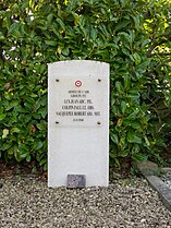 Het monument voor de drie gesneuvelde Franse soldaten