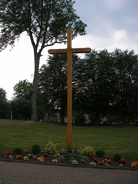 File:Starzyno - cross 03.jpg