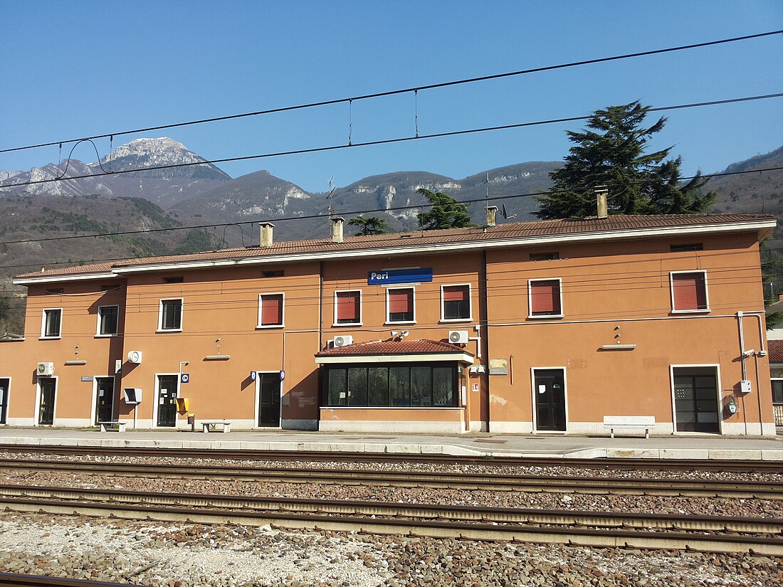 Stazione di Peri