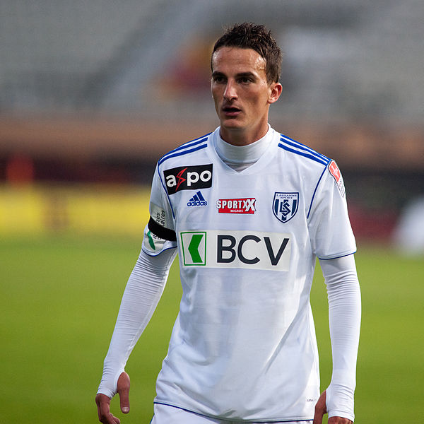 File:Steven Lang - Lausanne Sport vs. FC Thun - 22.10.2011.jpg