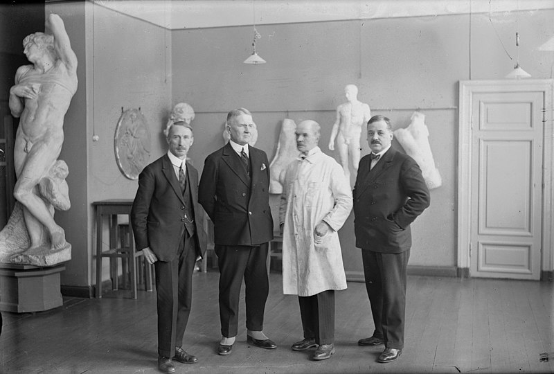 File:Teachers at Ateneum 1930.jpg