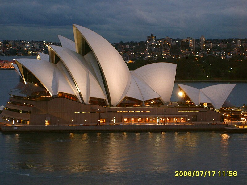 File:The Sydney Opera House in the evening as seen from the Harbour Bridge.JPG