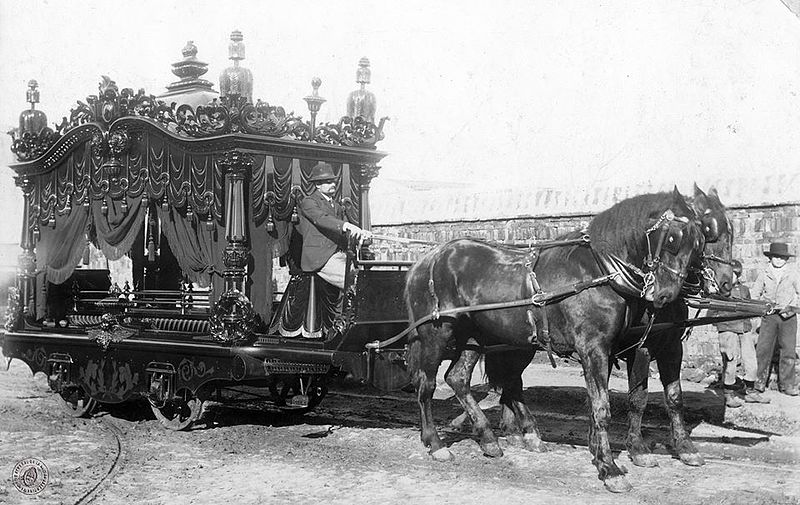 File:Tranvia funebre laplata 1900.jpg