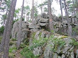 Bergknallen Trollkyrka i Tivedens nationalpark.