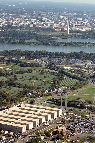 File:US Navy 061013-F-3500C-443 View over the U.S. Navy Annex, showing the completed U.S. Air Force memorial.jpg