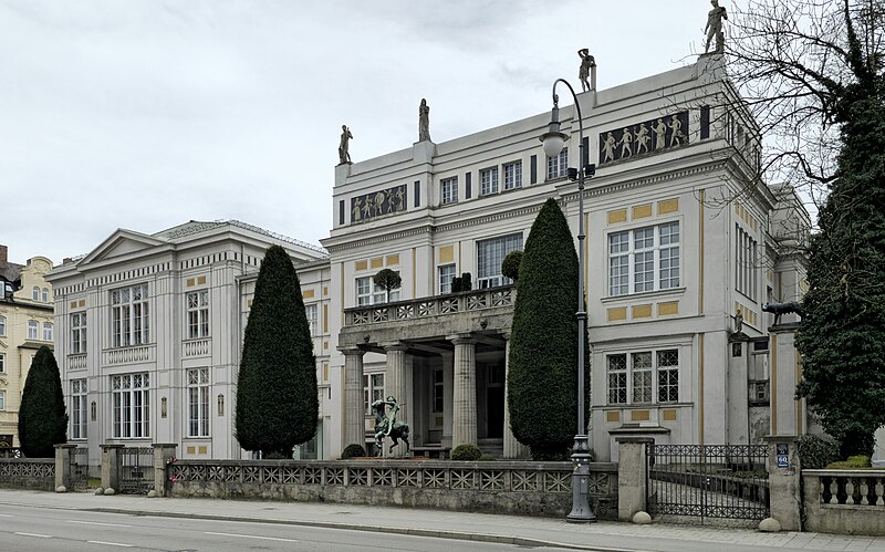 File:Villa Stuck München 3 (2024).jpg