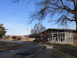 Escuela secundaria de Wakefield, Wakefield MA.jpg