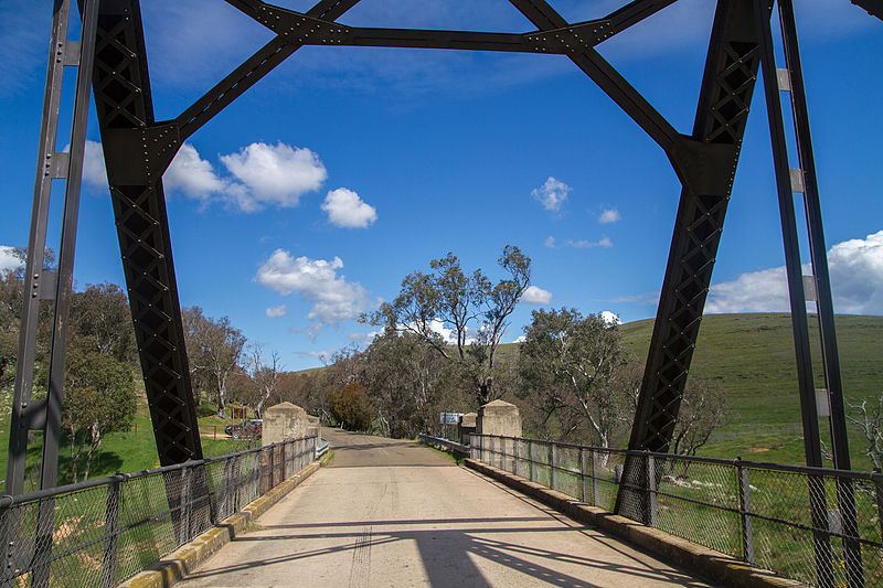 File:Wee Jasper Road, Bridge over Murrumbidgee river 02.jpg