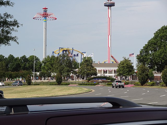 WindSeeker and Sky Tower at Carowinds