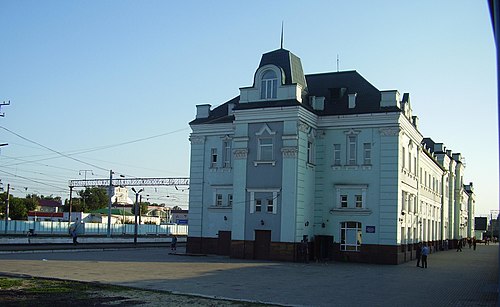 Воронеж грязи. Грязи-воронежские вокзал. Станция грязи воронежские. ЖД станция грязи воронежские. Город грязи вокзал.