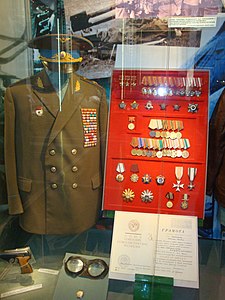 Парадный китель Покрышкина и его награды в Центральном музее Вооружённых Сил в Москве