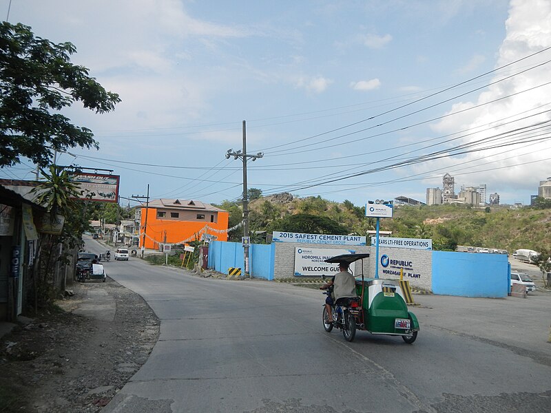 File:0108jfQuirino Highway Caloocan City Norzagaray San Jose sectionsfvf 06.JPG