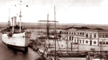 Emigrants departing from the port of Syracuse 13-emigranti-in-partenza.png