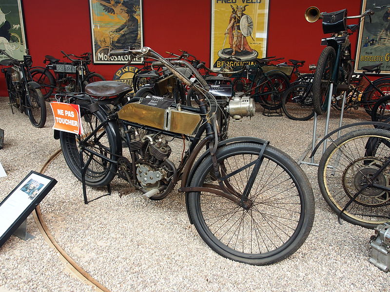 File:1914 Peugeot 350 MC 3,5cv Musée de la Moto et du Vélo, Amneville, France, pic-002.JPG