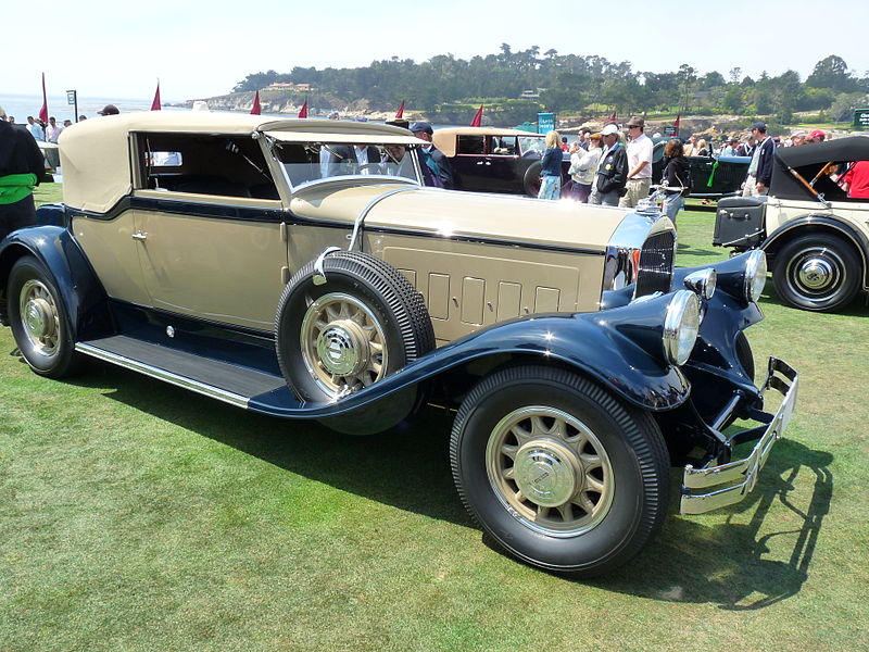 Die Waterhouse Company 800px-1930_Pierce-Arrow_B_Waterhouse_Convertible_Victoria_%283828645369%29