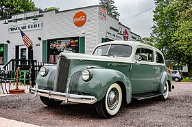 1941 Packard 110 Touring Sedan-luglio 2018 copy.jpg