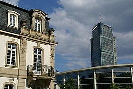 2014.05.31.171601 Facade Büsing-Palais Offenbach.jpg