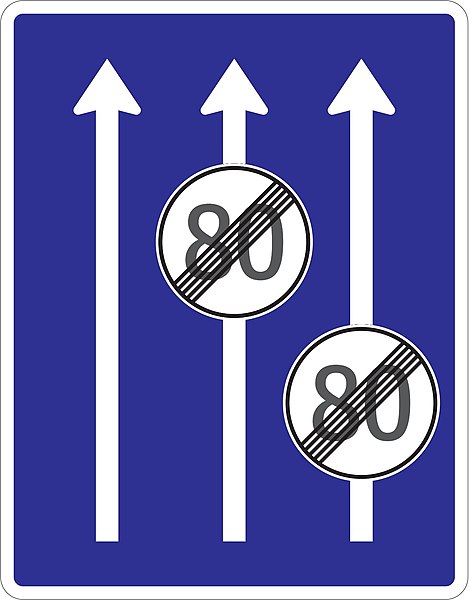 File:507-31 Usporiadanie jazdných pruhov - so značkou č. 282 (3 pruhy v smere jazdy).jpg